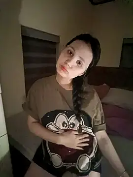 Jun-Mzzz online show from April 15, 2026, 3:38 pm