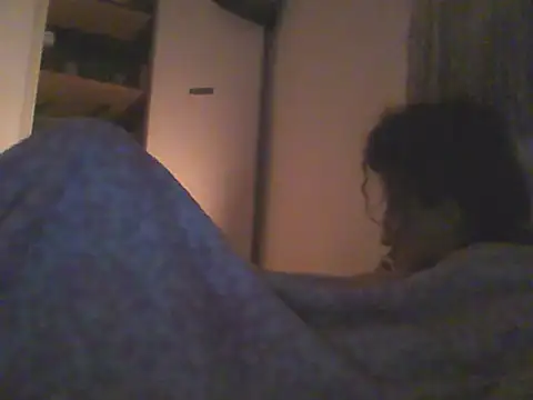 Snapshot of Bebita-zmp chatting on June 11, 2026, 12:32 am Bebita-zmp online show from June 11, 2026, 12:32 am