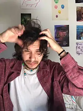 Snapshot of Luxx_14 chatting on October 26, 2025, 8:09 pm Luxx 14 online show from October 26, 2025, 8:09 pm