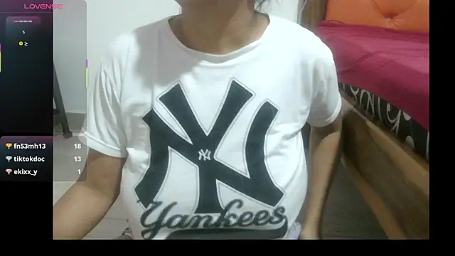 Lawuaifu1 online show from November 2, 2025, 10:37 pm