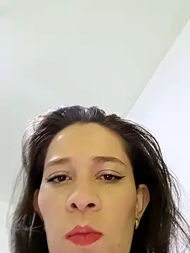 Isabella5 Brown  online show from September 19, 2025, 4:00 pm