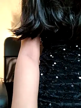 luv johrrra online show from April 2, 2026, 10:44 am