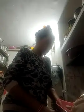 ISHANI-SINGH online show from February 5, 2026, 3:02 am