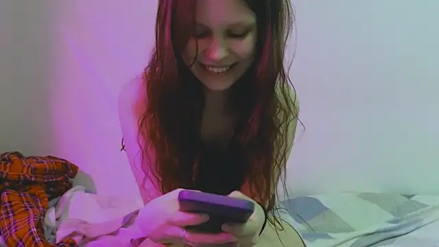 Lunliss online show from March 29, 2026, 10:00 pm