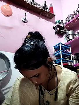 Snapshot of Cut_ragni chatting on March 22, 2026, 5:36 pm Cut ragni online show from March 22, 2026, 5:36 pm