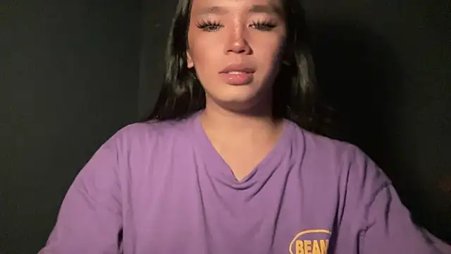 Claudia Johnson online show from October 18, 2025, 5:53 am