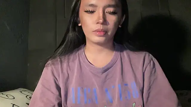 Claudia Johnson online show from October 11, 2025, 4:46 am