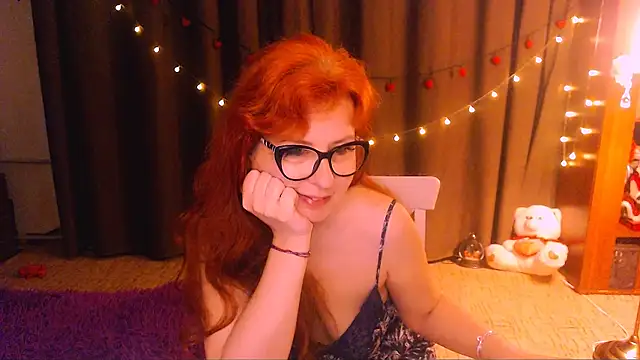 Snapshot of Crystal2207 chatting on May 5, 2026, 2:36 am Crystal2207 online show from May 5, 2026, 2:36 am