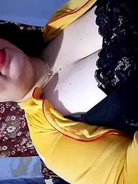 Hnonasix89 online show from April 13, 2026, 7:29 pm