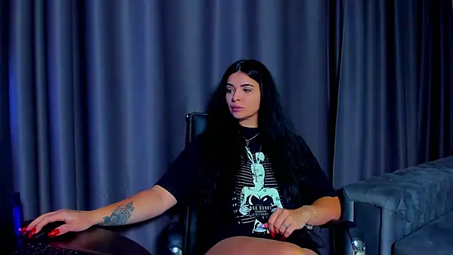 DevashaQueenX online show from November 28, 2025, 11:27 pm