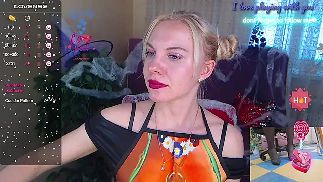 LiSinDoll online show from October 24, 2025, 7:18 am