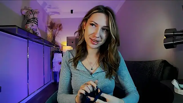 MariGven online show from October 15, 2025, 12:46 pm