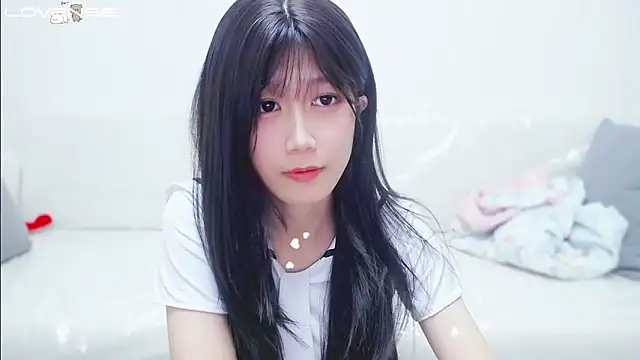 Snapshot of Rabbitlittlefool chatting on October 28, 2025, 5:12 pm Rabbitlittlefool online show from October 28, 2025, 5:12 pm