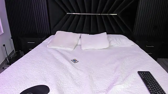 Bigsexxyass online show from September 13, 2025, 11:10 am