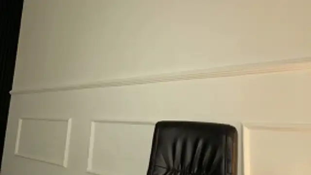 Bigsexxyass online show from March 15, 2026, 7:37 am