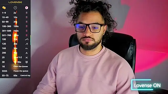 Snapshot of Ernesto-Rodriguez82 chatting on October 11, 2025, 3:40 am Ernesto-Rodriguez82 online show from October 11, 2025, 3:40 am