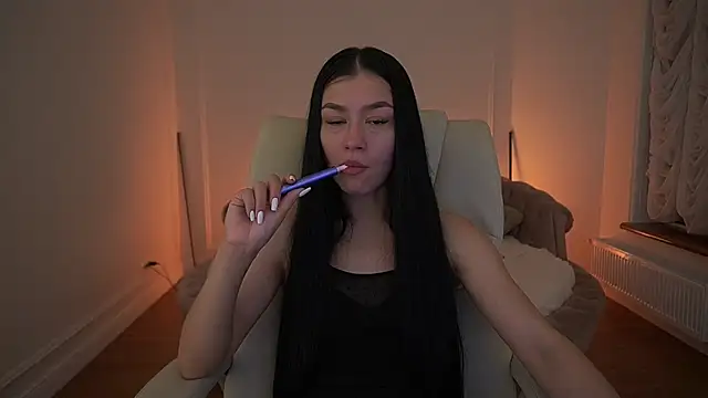 FataleNellie online show from April 16, 2026, 8:53 pm