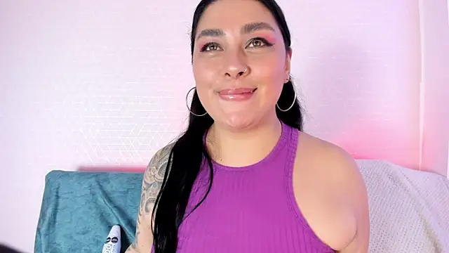 missweetpeach online show from October 1, 2025, 9:18 pm