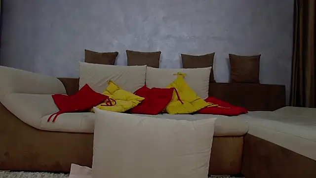 Enna-Kymm online show from March 11, 2026, 6:18 am