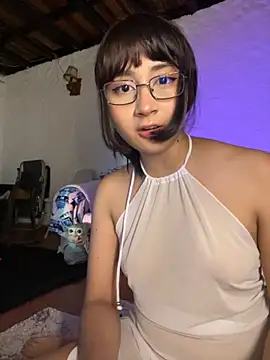 kaori 77 online show from November 2, 2025, 3:11 am