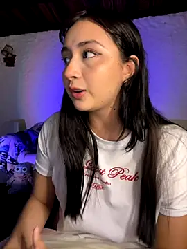 kaori 77 online show from October 29, 2025, 4:00 am