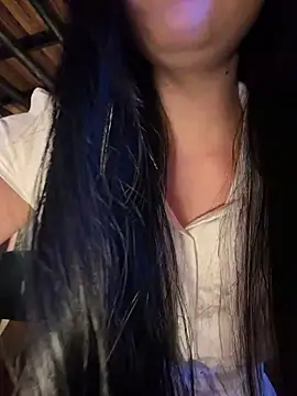 kaori 77 online show from April 16, 2026, 5:41 am