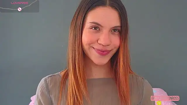 Snapshot of AntonellaaRossii chatting on February 23, 2026, 2:28 pm AntonellaaRossii online show from February 23, 2026, 2:28 pm