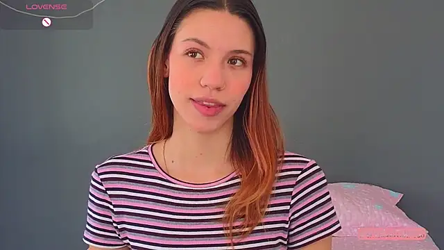 Snapshot of AntonellaaRossii chatting on February 27, 2026, 1:33 pm AntonellaaRossii online show from February 27, 2026, 1:33 pm