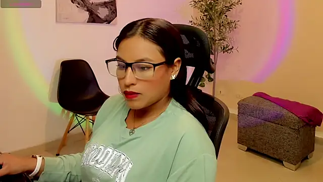 Cameroon-Diaz online show from October 11, 2025, 1:56 pm