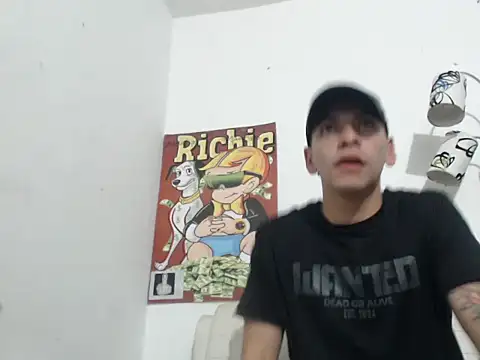 Thomasjons  online show from October 23, 2025, 2:32 am