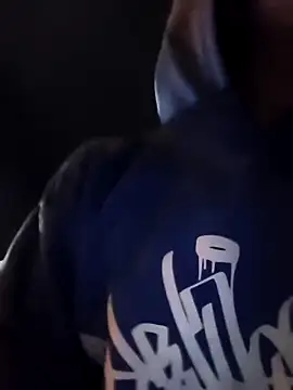 Snapshot of Thomasjons_ chatting on February 3, 2026, 1:38 am Thomasjons online show from February 3, 2026, 1:38 am