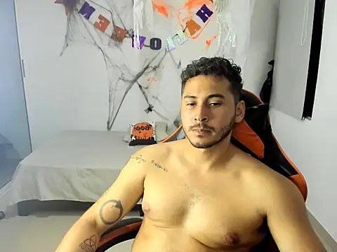 ashlan king online show from October 30, 2025, 2:32 am