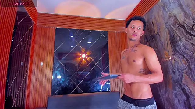 Snapshot of Rick_big chatting on September 19, 2025, 4:16 am Rick big online show from September 19, 2025, 4:16 am