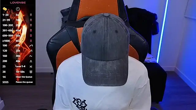 imlaiaaa online show from October 30, 2025, 11:45 pm