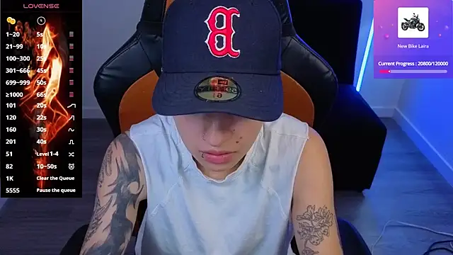 imlaiaaa online show from October 7, 2025, 9:05 pm