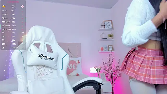 kim dreams18 online show from September 22, 2025, 12:27 am