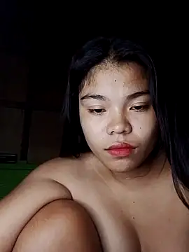 Snapshot of cloe_candy19 chatting on October 4, 2025, 1:23 pm cloe candy19 online show from October 4, 2025, 1:23 pm