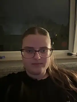 CurvyPaar2 online show from February 10, 2026, 8:30 pm