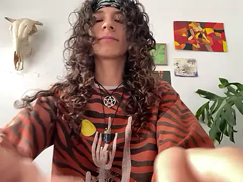 Snapshot of camille_delrey chatting on September 17, 2025, 7:49 pm camille delrey online show from September 17, 2025, 7:49 pm