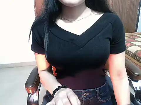 Hazel Angel online show from March 27, 2026, 10:27 am