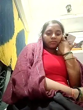 Hot crety online show from November 30, 2025, 4:19 pm