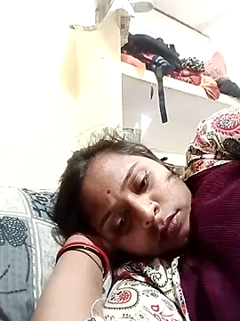 Hot crety online show from February 25, 2026, 5:46 pm