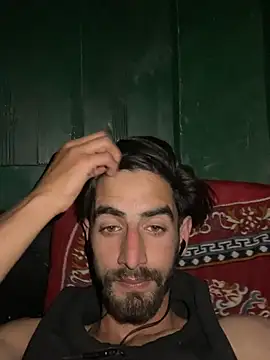 lyath3245 online show from March 26, 2026, 7:01 pm