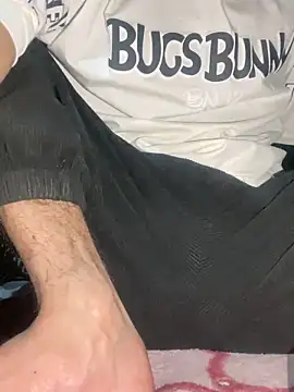 lyath3245 online show from April 15, 2026, 6:45 pm