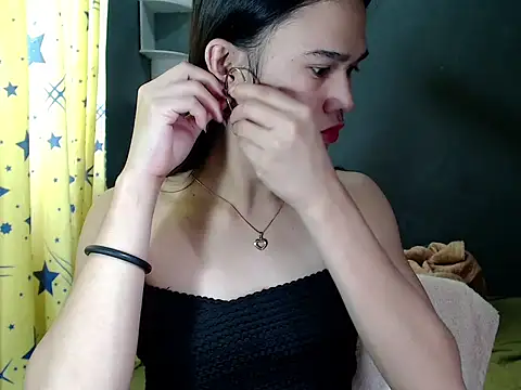 urseductivebarbie xx online show from November 13, 2025, 5:11 am