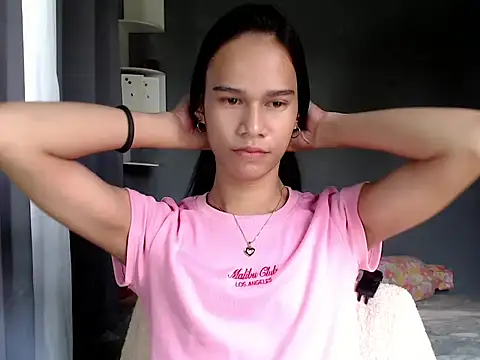 urseductivebarbie xx online show from February 3, 2026, 3:26 am