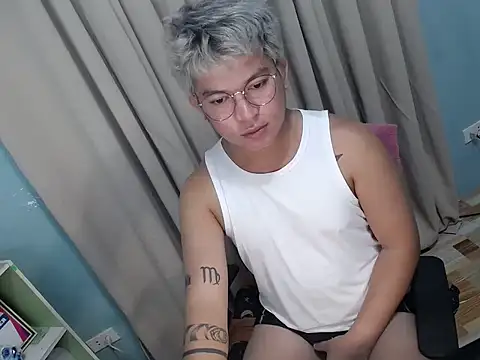 Snapshot of Fuckboii_intown chatting on January 9, 2026, 8:10 am Fuckboii intown online show from January 9, 2026, 8:10 am