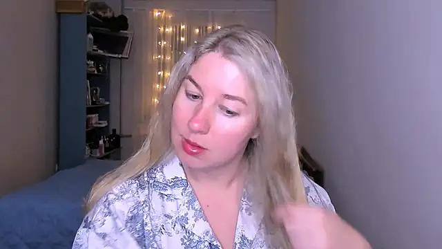 Snapshot of NancySanders chatting on May 9, 2026, 8:12 pm NancySanders online show from May 9, 2026, 8:12 pm