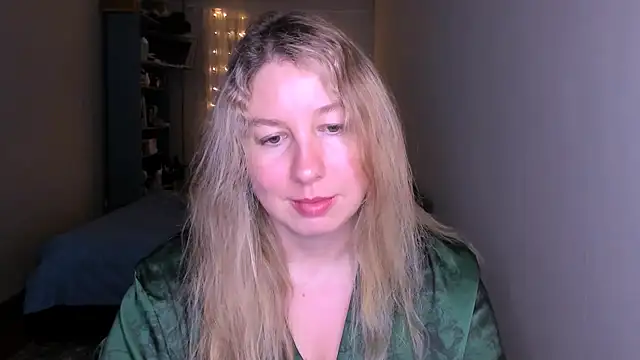 NancySanders online show from April 11, 2026, 8:45 pm