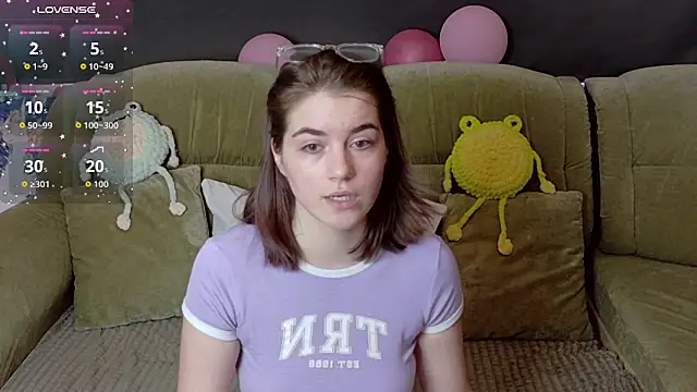 ElzaBlis online show from March 8, 2026, 2:09 pm